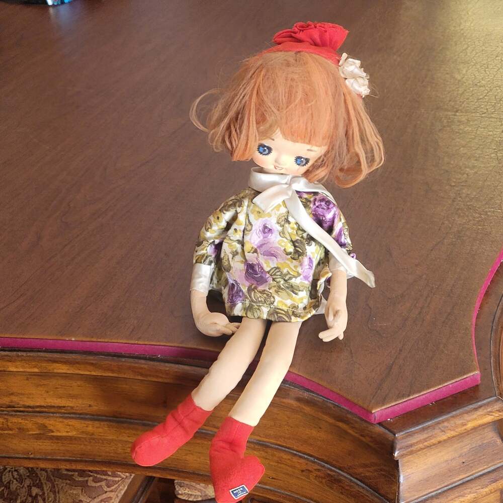 Vintage 1960s Japanese Pose Doll Seated Sitting Big Eyes Bradley Style